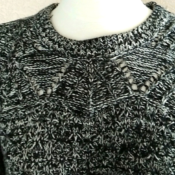 Forever 21 Womans Knit Sweater - Picture 5 of 8